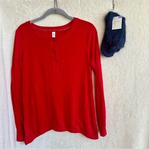 Gilligan & O'Malley Pajama Sleep Shirt Top + NWT Xhilaration Fuzzy Slipper Socks